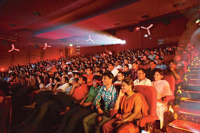 Où aller au cinéma à Delhi? - Bed & Chaï Blog